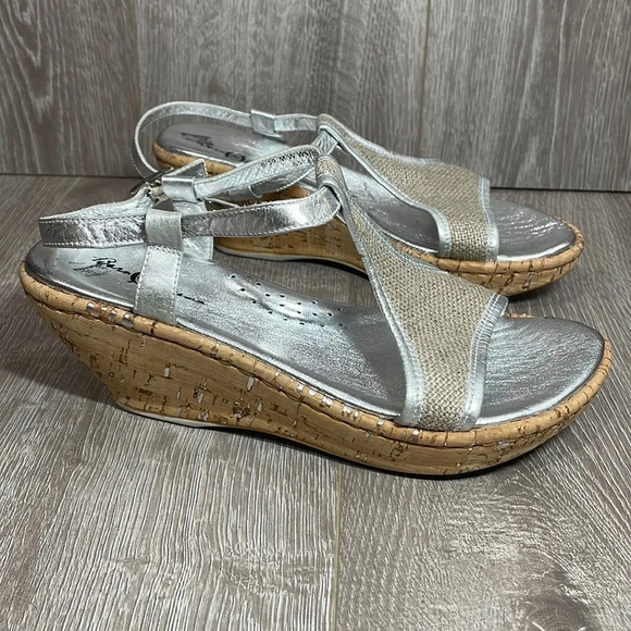 Born Crown Leather Silver Cork Wedge Burlap T-Strap Slingback Sandal 8 - Picture 1 of 15